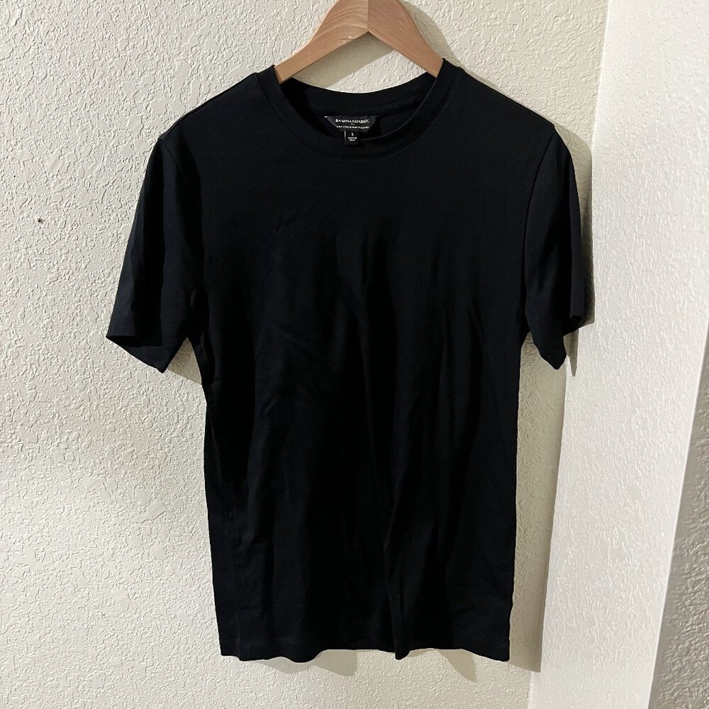 Banana Republic Black Luxury-Touch Performance T-Shirt Small Short Sleeve S EUC